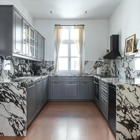 Victoria Mansion A Luxurious Neoclassical Experience Отель типа 