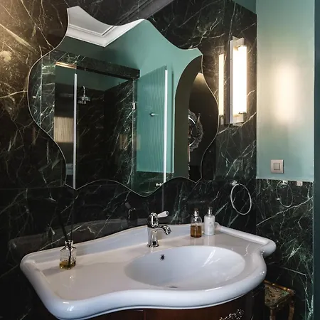 Victoria Mansion A Luxurious Neoclassical Experience Frühstückspension