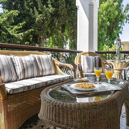 Nocleg ze śniadaniem Victoria Mansion A Luxurious Neoclassical Experience