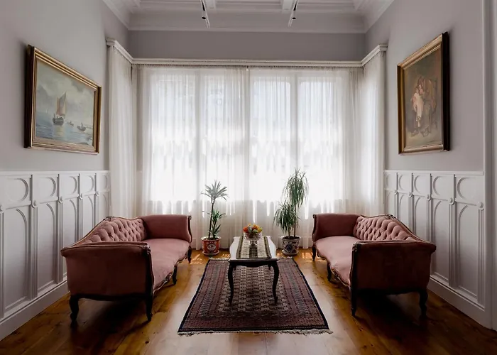 Victoria Mansion A Luxurious Neoclassical Experience ベッド・アンド・ブレックファスト