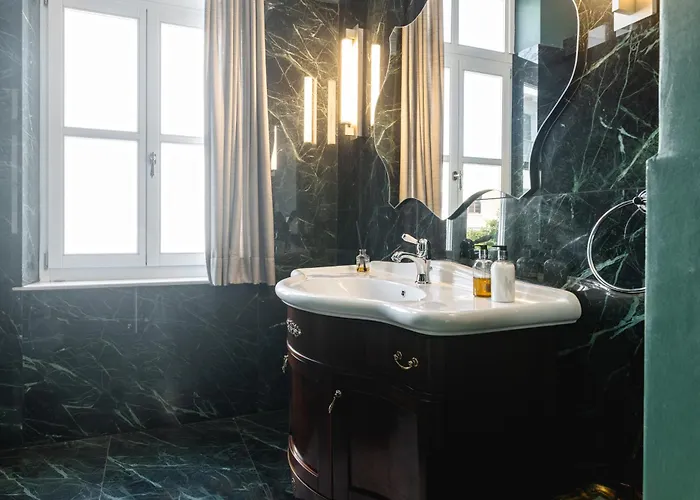 Victoria Mansion A Luxurious Neoclassical Experience 4* Rhodes City