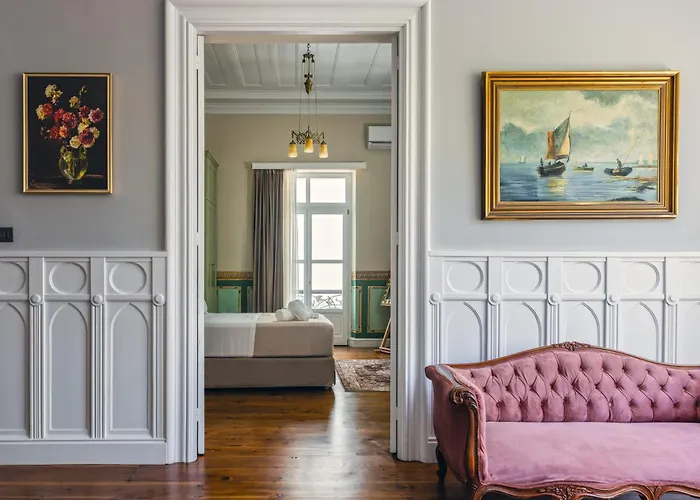 ベッド・アンド・ブレックファスト Victoria Mansion A Luxurious Neoclassical Experience