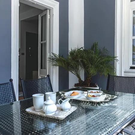 Bed & Breakfast Victoria Mansion A Luxurious Neoclassical Experience