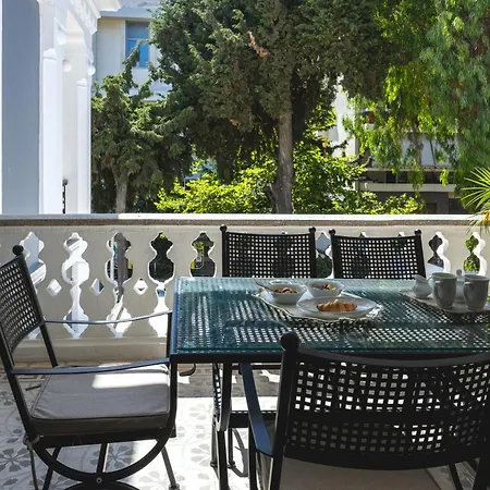 Bed & Breakfast Victoria Mansion A Luxurious Neoclassical Experience 4*