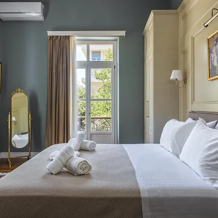 Bed & Breakfast Victoria Mansion A Luxurious Neoclassical Experience 4*