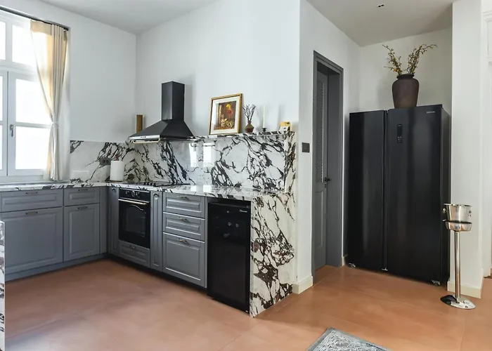 Victoria Mansion A Luxurious Neoclassical Experience Готель типу 