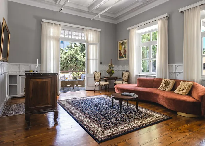 Victoria Mansion A Luxurious Neoclassical Experience Готель типу 